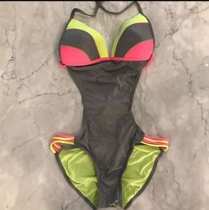 STUNNUNG SHAPE MAKER! GIANNI BINI ONE PIECE GRAY MEDIUM c